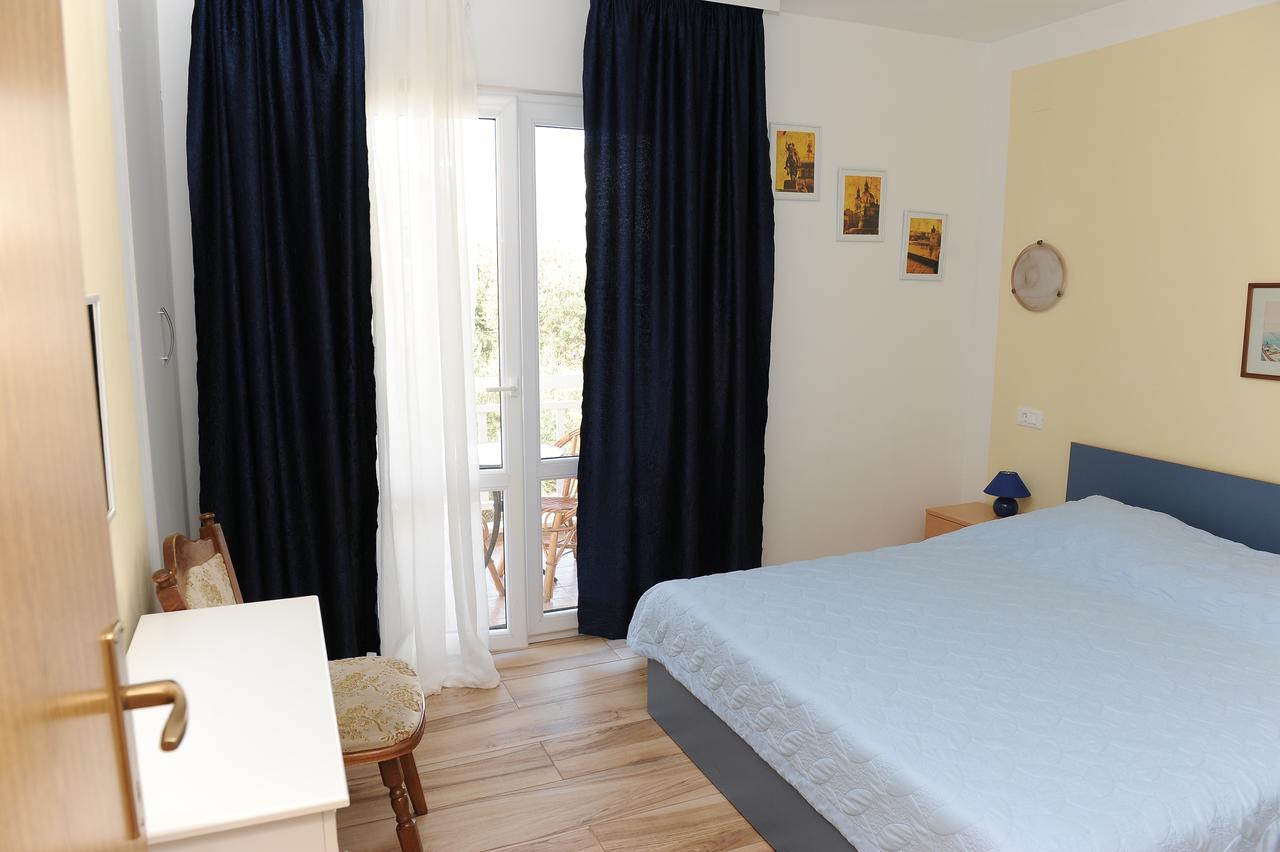 Apartments Loncar Gradac  Bagian luar foto